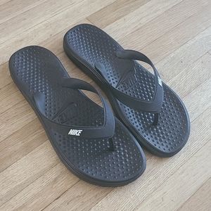 Nike sandal